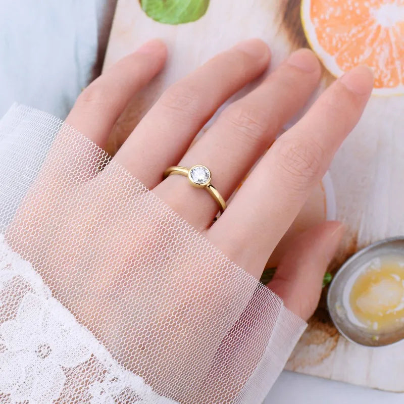 Anziw Classic 0.5ct Moissainte Gold Color Bands 5mm Lab Diamond