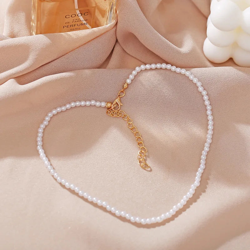 White Pearl Chokers Necklace