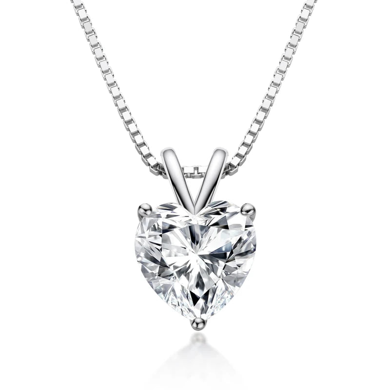 2.0 Carat Heart Shape Moissanite Pendant Silver 925