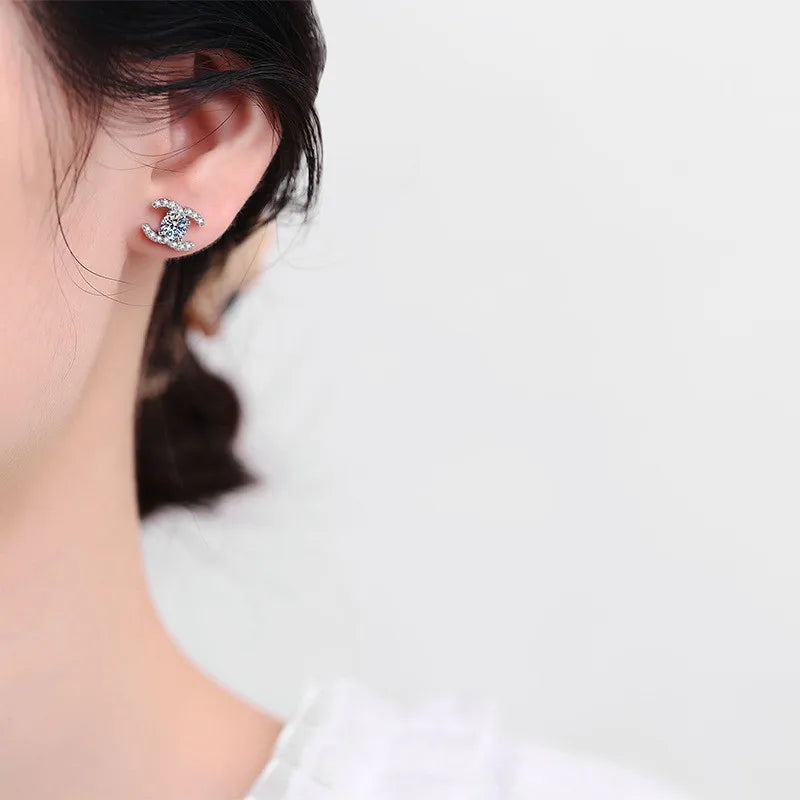 Lefei Fashion Luxury Trendy Classic Moissanite Fine Creative Sweat Flower Necklace