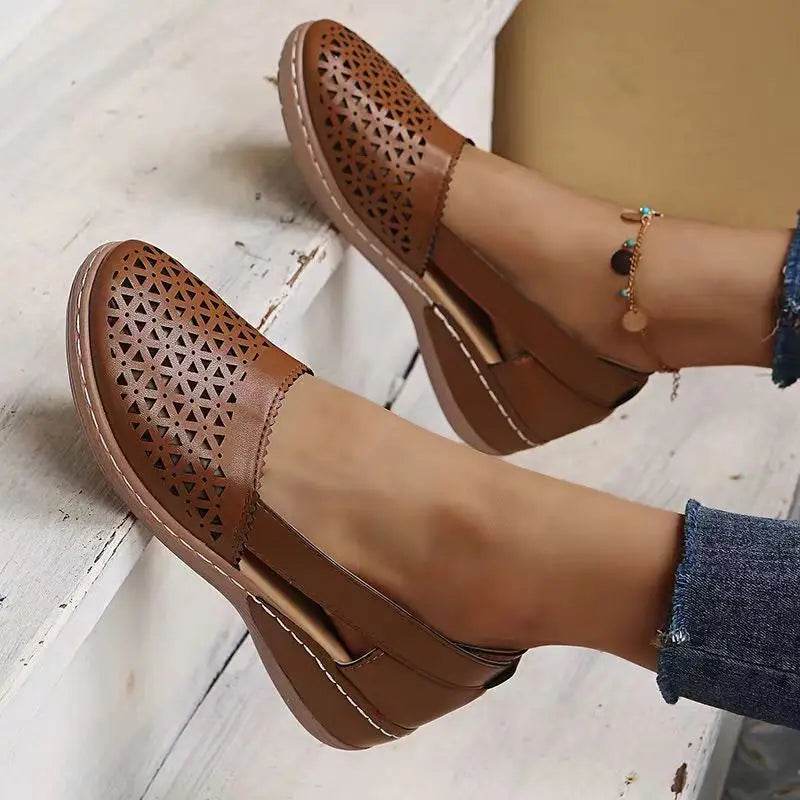 Summer soft sole mother sandals fish mouth middle-aged and elderly leather shoes flat middle-aged single shoes women's shoes - Imbasat