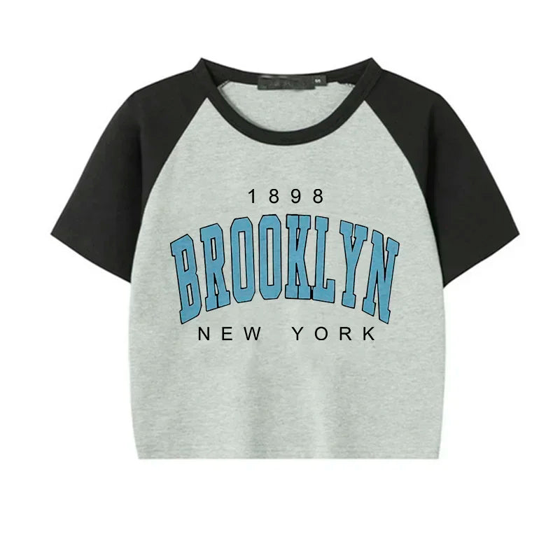 Brooklyn 1898 Letter Print Crop Graphic T-shirt Korean Style