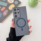  Samsung Galaxy smartphone with a black and white magsafe case on it, showcasing the case's design and fit for the phone.