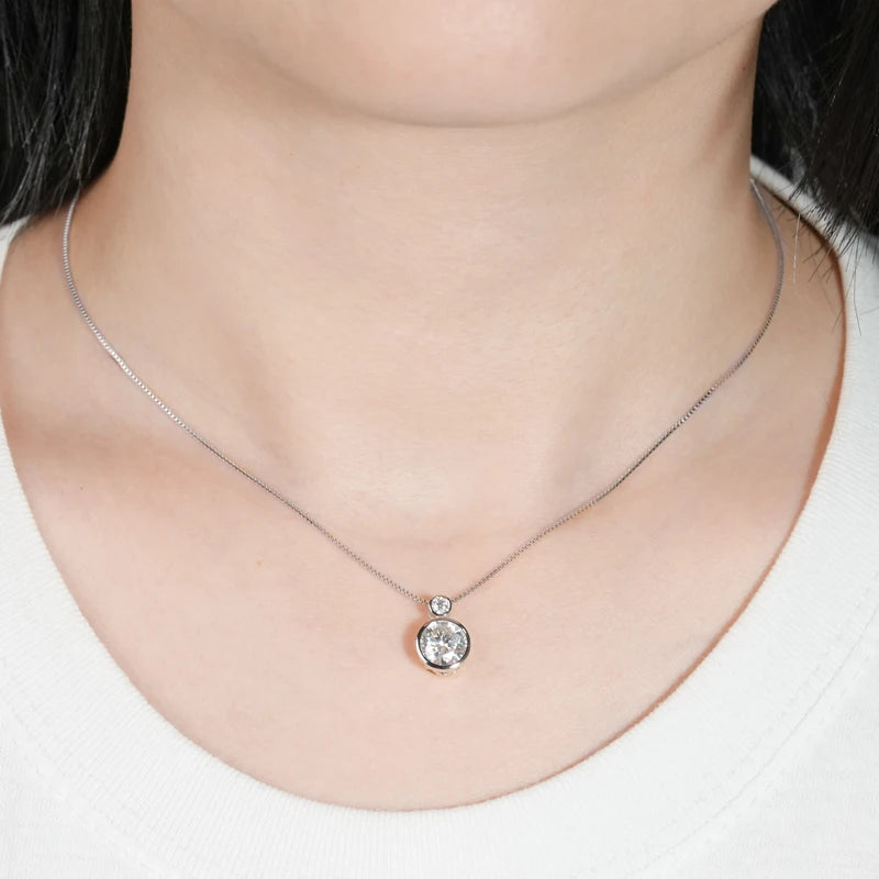 925 Sterling Silver Necklace D2.10CT 8mm&3mm Bezel Setting Round Cut Moissanite