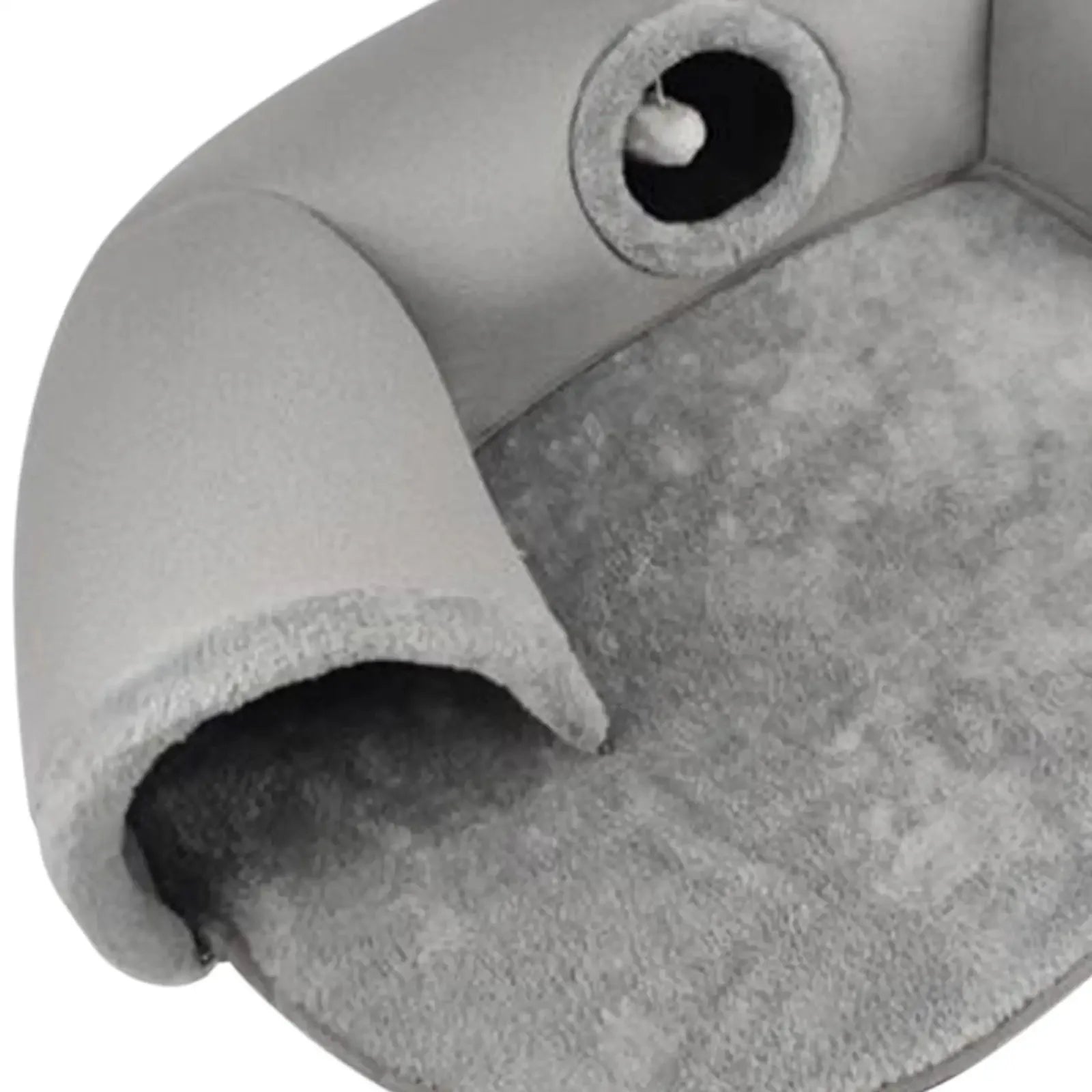 Cats and Puppy Bed Goods Basket