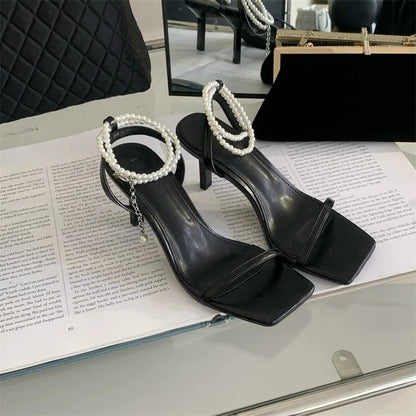 Low Heel Sandals Woman Leather Suit Female Beige Silver Summer High Heels Low-heeled Fashion Comfort Girls High-heeled Sandals