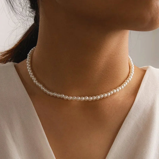 Trend 4-8mm White Pearl Chokers Necklace Clavicle Chain For Women Classic Elegant Wedding Neck Jewelry Love Pendant Gift